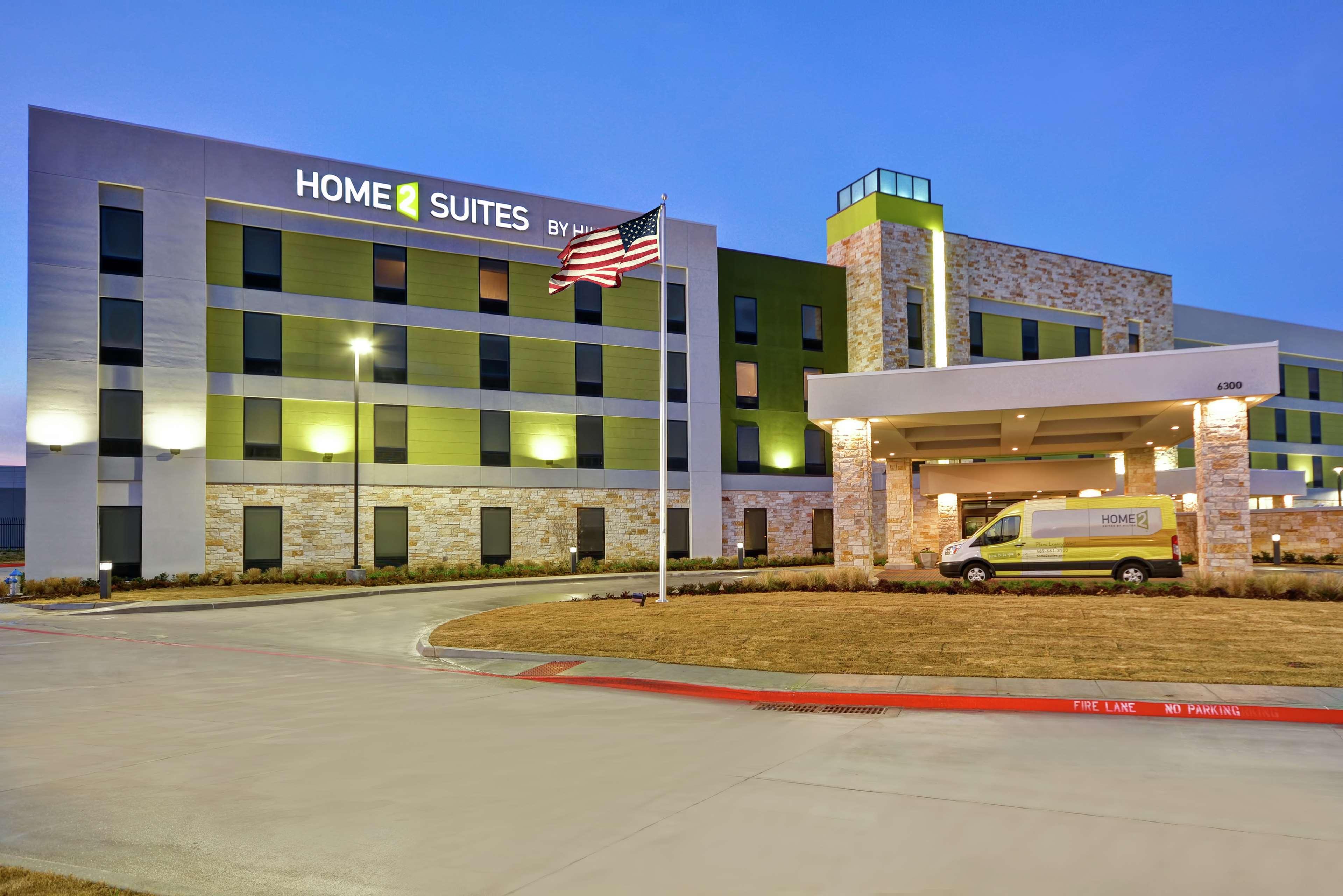 Home2 Suites Plano Legacy West Exterior foto