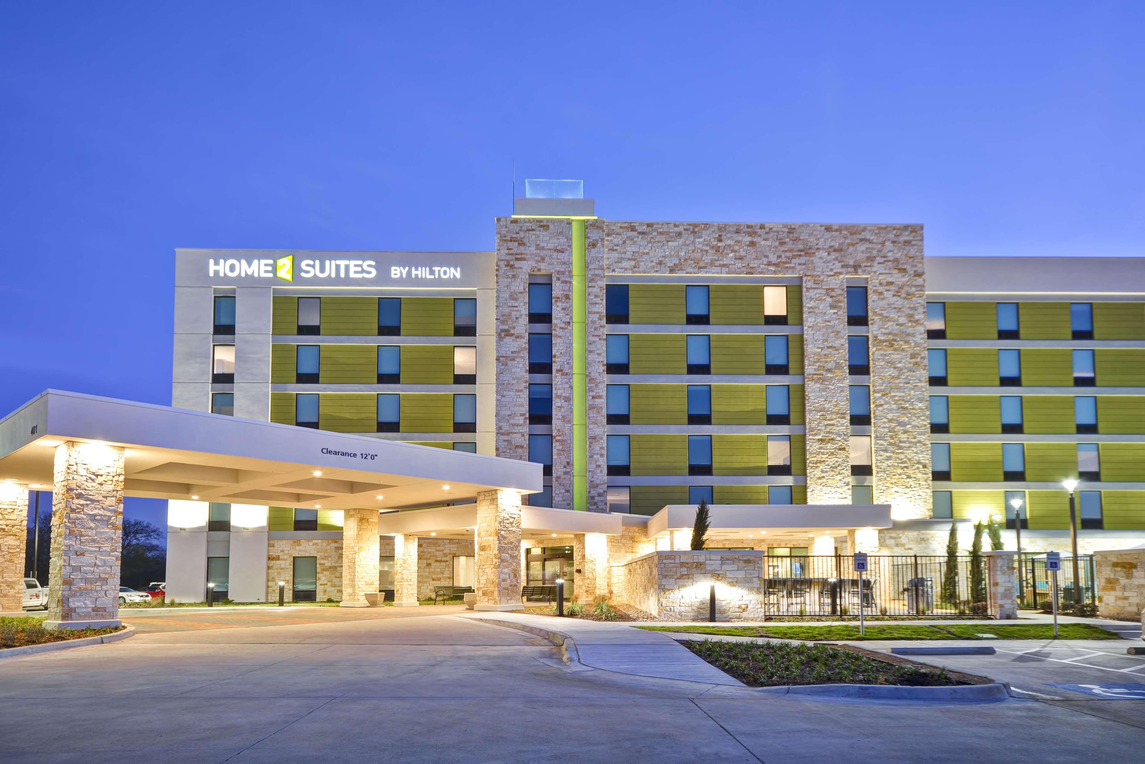 Home2 Suites Plano Legacy West Exterior foto